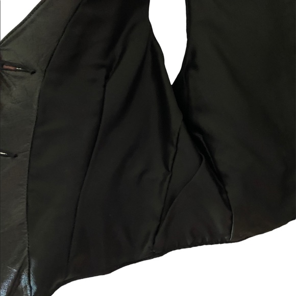 Genuine 100% Black Leather Vest - Picture 5 of 5